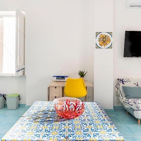 Casa Mare Me' Apartment Мондело Екстериор снимка