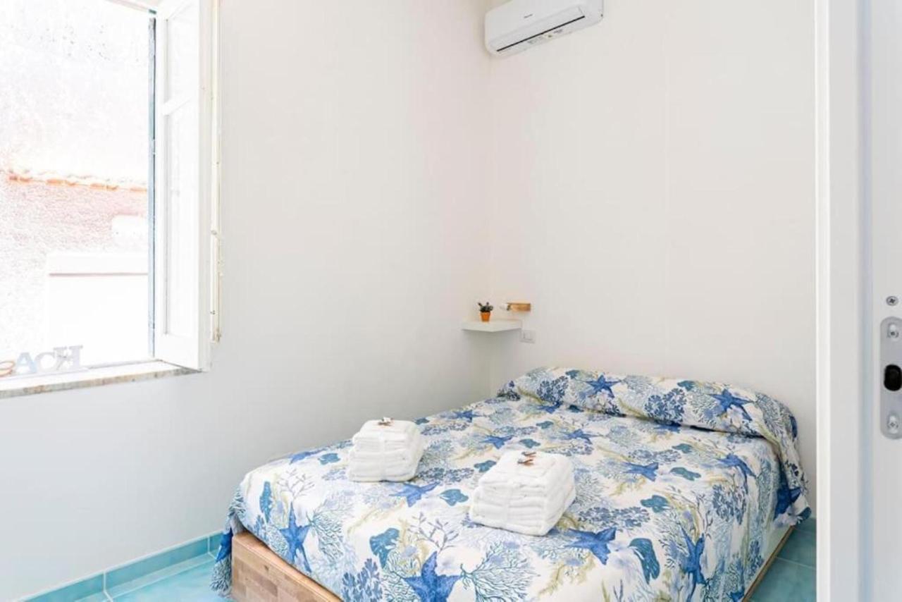 Casa Mare Me' Apartment Мондело Екстериор снимка